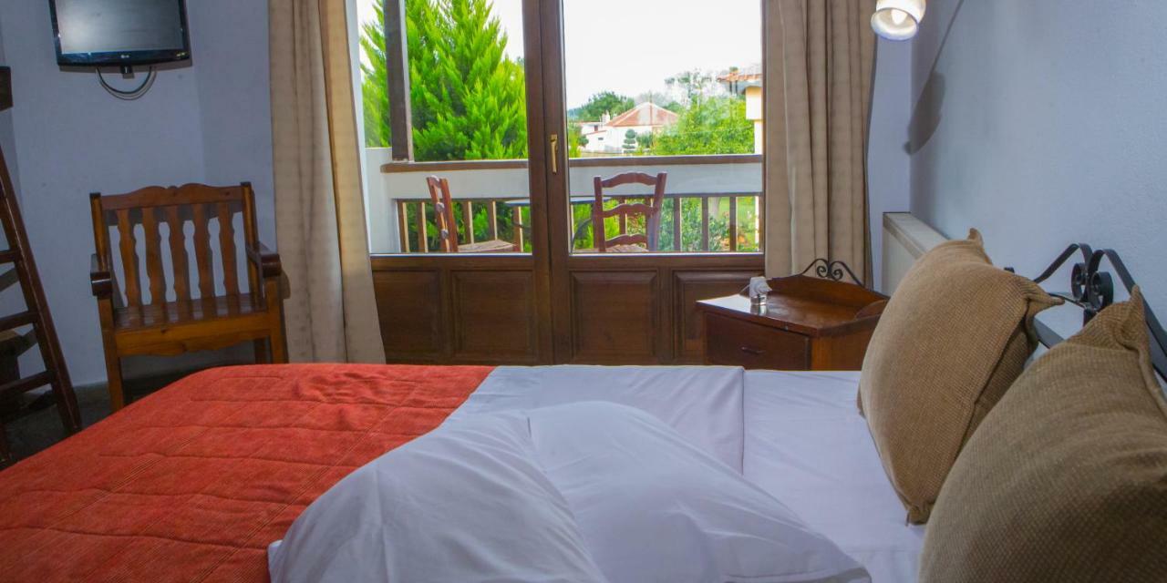 Oikoperiigitis Hotel แกร์กีนี ภายนอก รูปภาพ